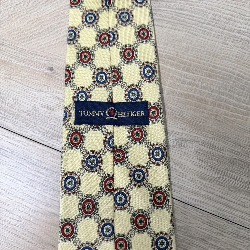 Tommy‎ Hilfiger Geometric Medallion Print Tie Yellow Blue Red Designer Vintage